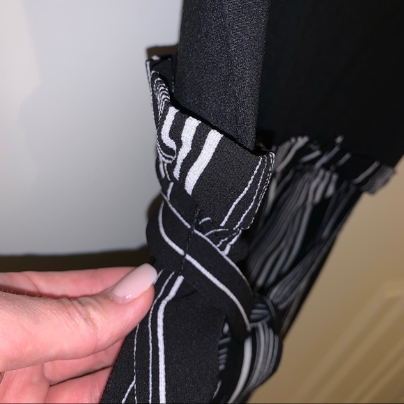 Suzy Shier Wide Leg Paper Bag Waist Cropped Romper - Picture 4 of 4